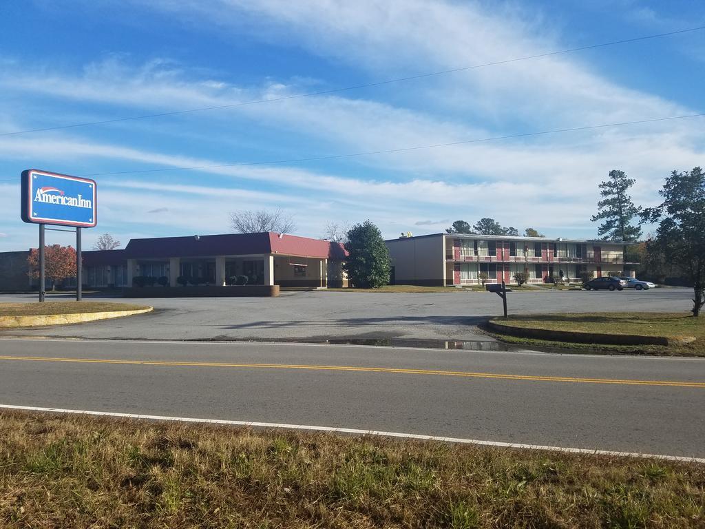 American Inn Skippers/Emporia Area Eksteriør bilde