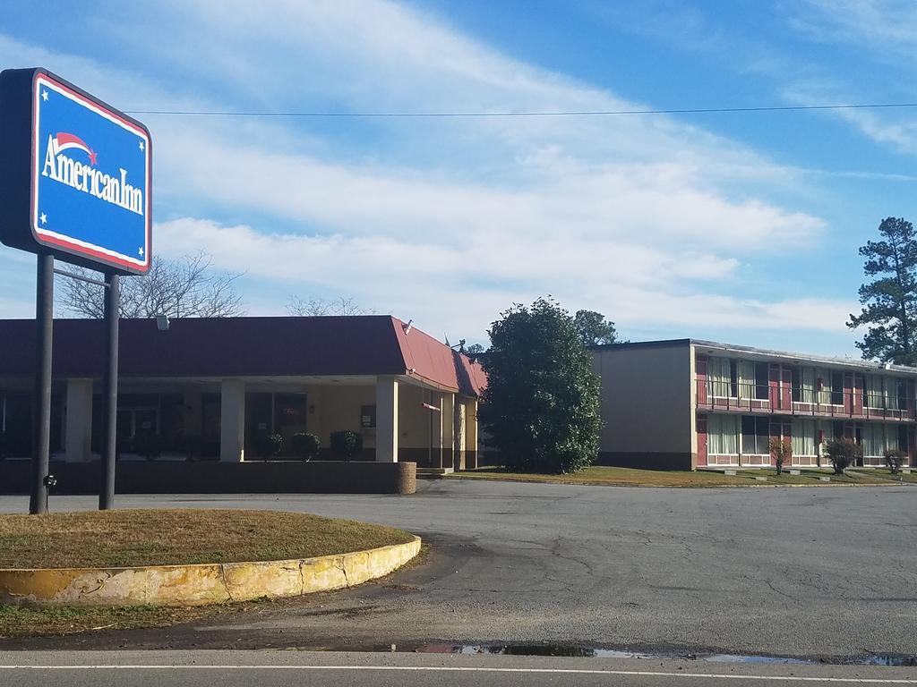 American Inn Skippers/Emporia Area Eksteriør bilde